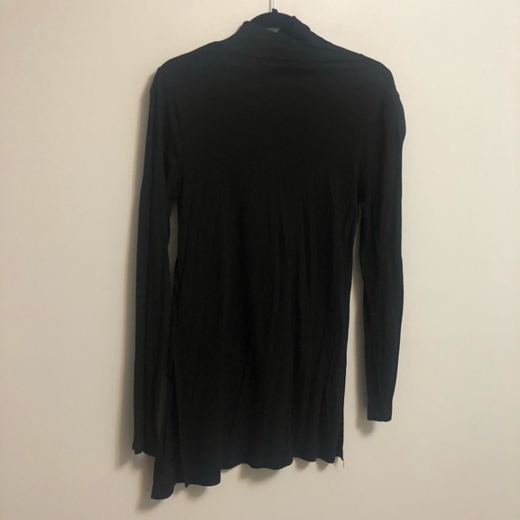 Cable & Gauge Black Turtleneck (S) - Picture 6 of 6